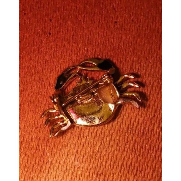 Gold-Tone Crab Brooch With Shell Accent Pin Jewelry-VINTAGE - Picture 2 of 3